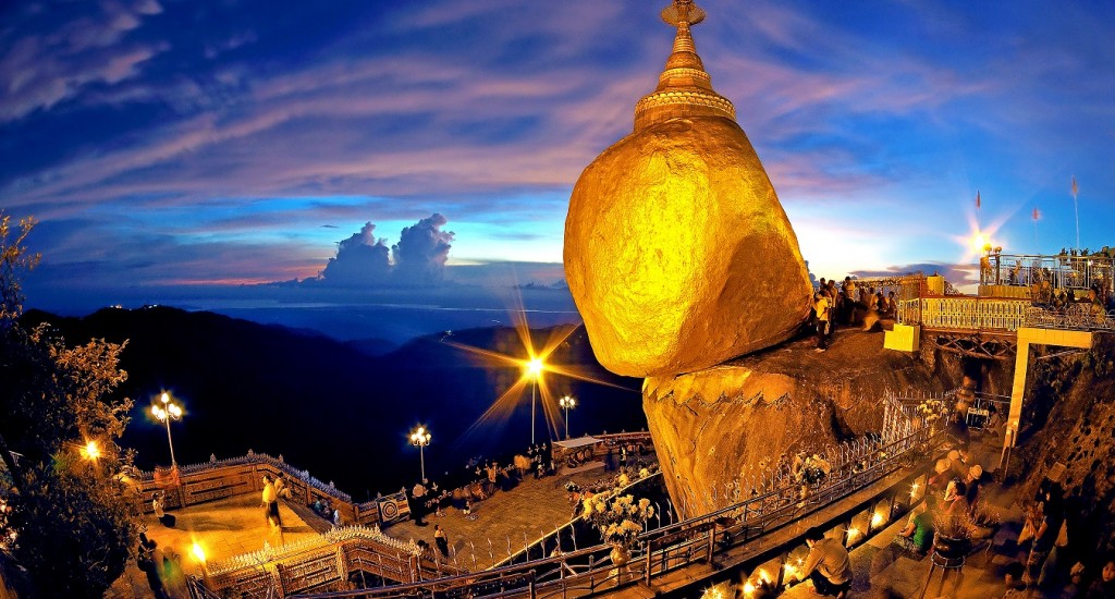 Kyaikhteeyo Pagoda (Golden Rock), Myanmar