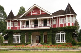 pyin-oo-lwin-buildings